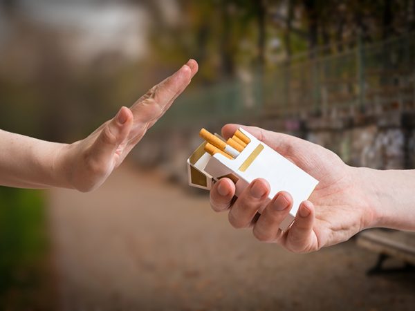 فوائد الإقلاع عن التدخين للعين فوائد الإقلاع عن التدخين للعين
